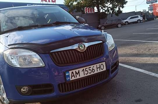 Skoda Fabia                           2009г. в рассрочку