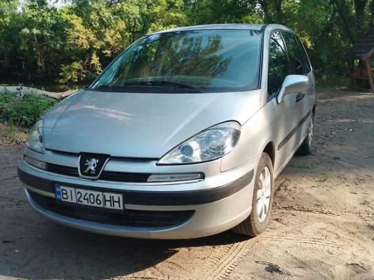 Peugeot 807
                             2006г. в рассрочку