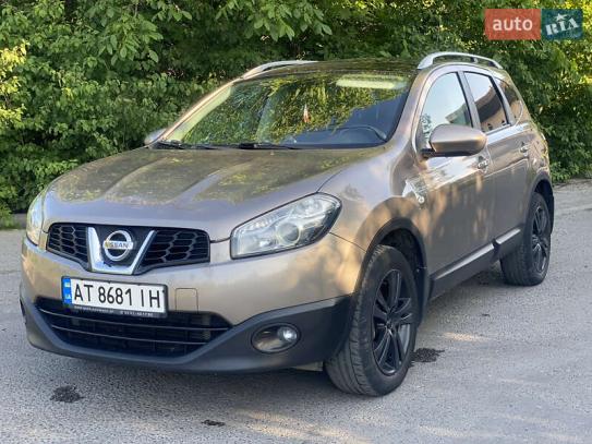 Nissan Qashqai +2                      2011г. в рассрочку