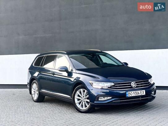 Volkswagen Passat
                          2019г. в рассрочку