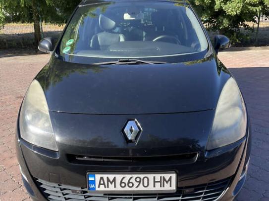 Renault Grand scenic 2010 in Raten