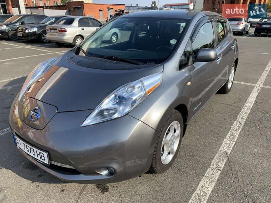 Nissan Leaf                            2014г. в рассрочку