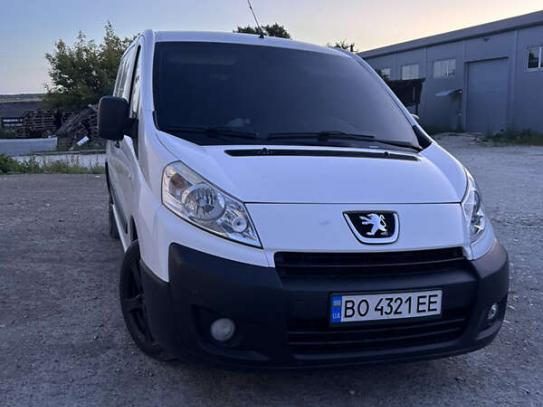 Peugeot Expert                          2012г. в рассрочку