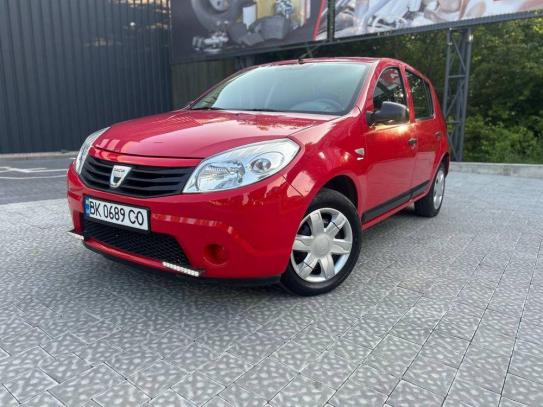 Dacia Sandero                         2009г. в рассрочку