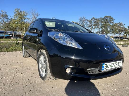 Nissan Leaf                            2012г. в рассрочку