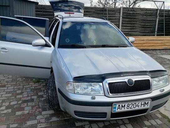 Skoda Octavia 2004р. у розстрочку