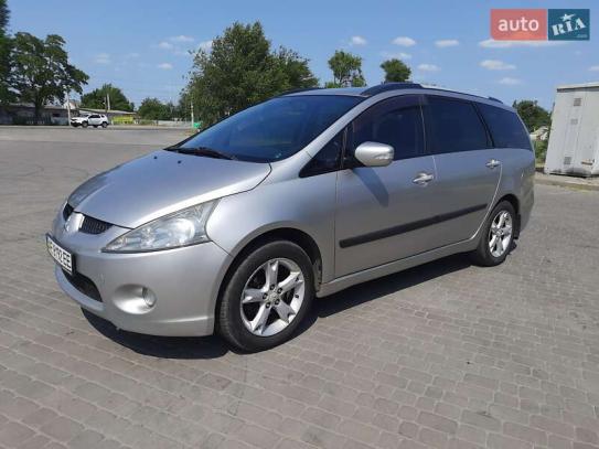 Mitsubishi Grandis 2010г. в рассрочку