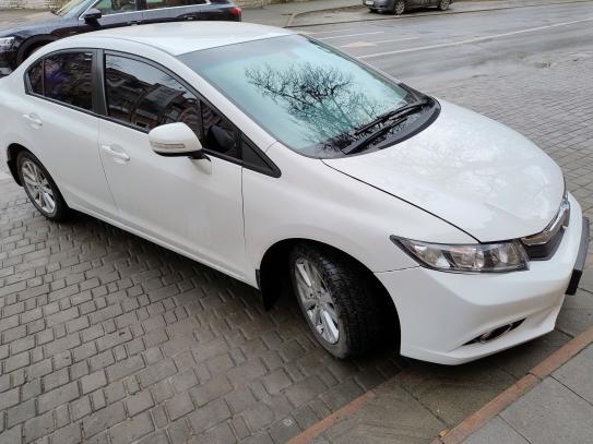 Honda Civic                           2012г. в рассрочку