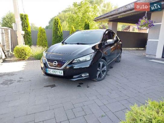Nissan Leaf                            2018г. в рассрочку