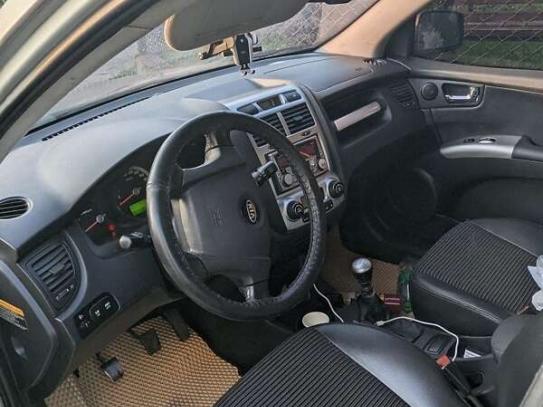 Kia Sportage                        2006г. в рассрочку