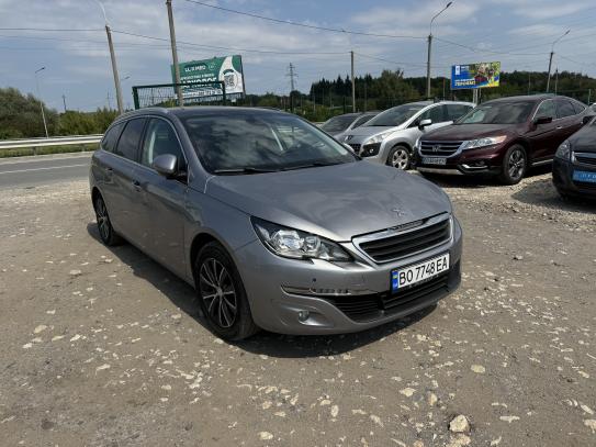 Peugeot 308
                             2015г. в рассрочку