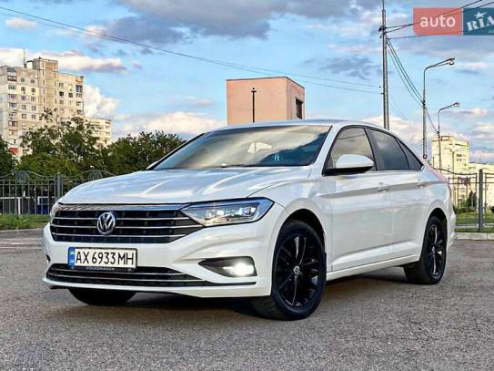 Volkswagen Jetta 2018г. в рассрочку