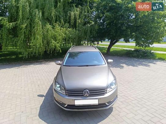 Volkswagen Passat 2013г. в рассрочку