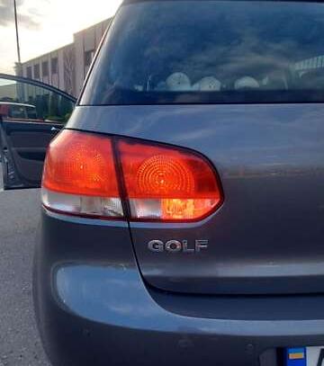 Volkswagen Golf
                            2009г. в рассрочку