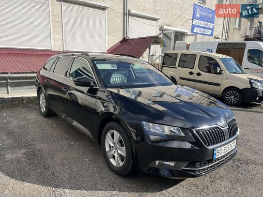 Skoda Superb
                          2016г. в рассрочку