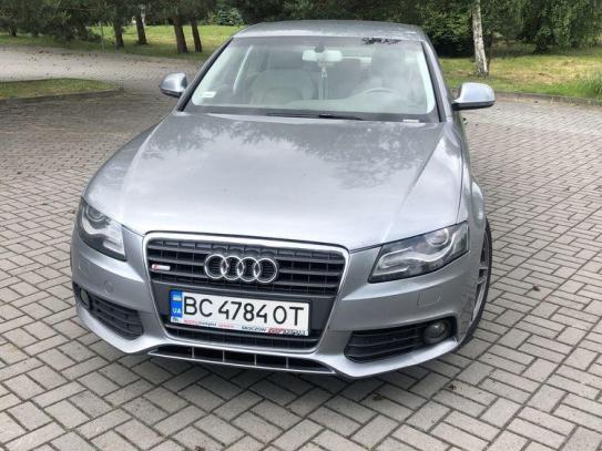 Audi A4                              2008г. в рассрочку
