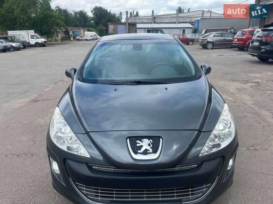 Peugeot 308 2008г. в рассрочку