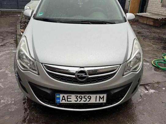 Opel Corsa                           2013г. в рассрочку