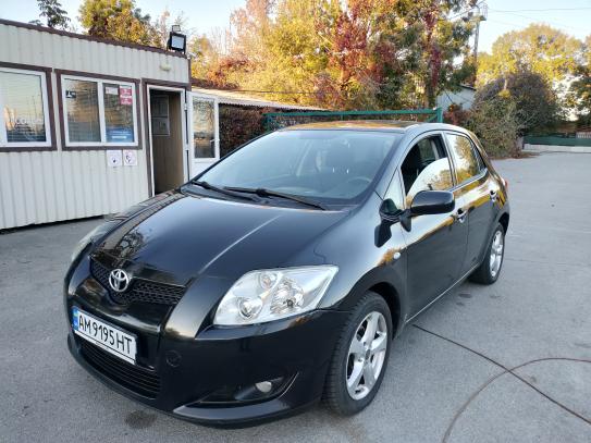 Toyota Auris 2007р. у розстрочку