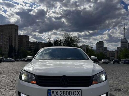 Volkswagen Passat                          2013г. в рассрочку