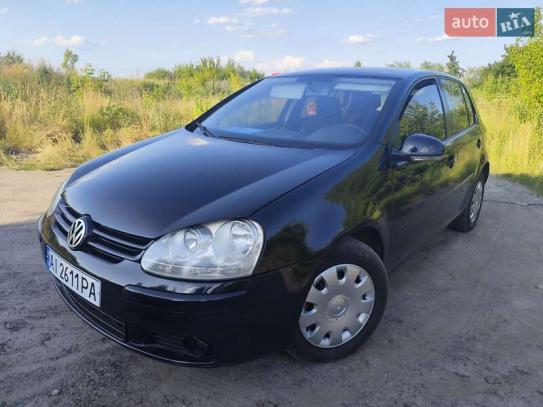 Volkswagen Golf
                            2004г. в рассрочку