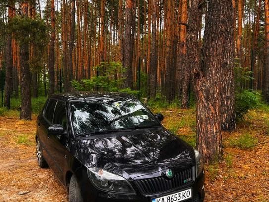 Skoda Fabia                           2011г. в рассрочку
