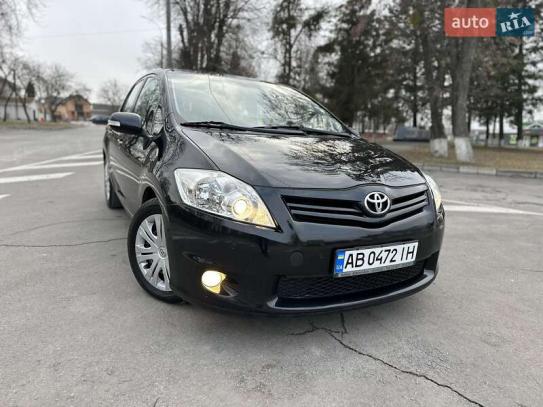 Toyota Auris
                           2010г. в рассрочку