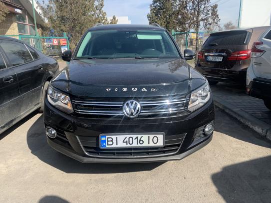 Volkswagen Tiguan
                          2013г. в рассрочку