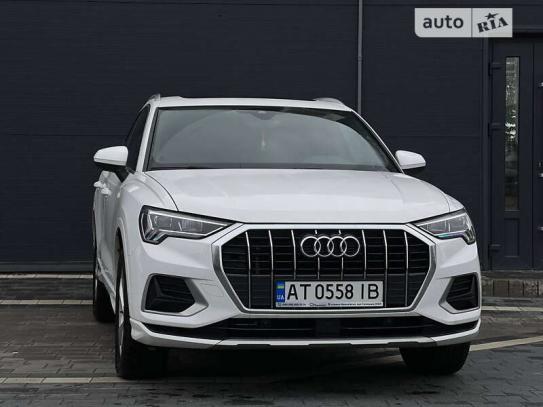 Audi Q3 2019р. у розстрочку