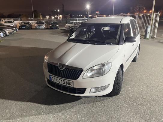 Skoda Roomster 2013р. у розстрочку