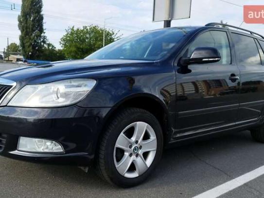 Skoda Octavia 2012р. у розстрочку