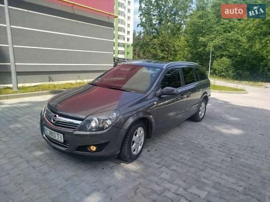 Opel Astra
                           2009г. в рассрочку