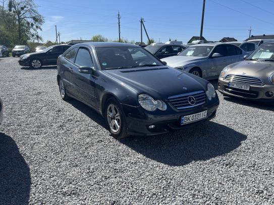 Mercedes-benz 200                             2007г. в рассрочку