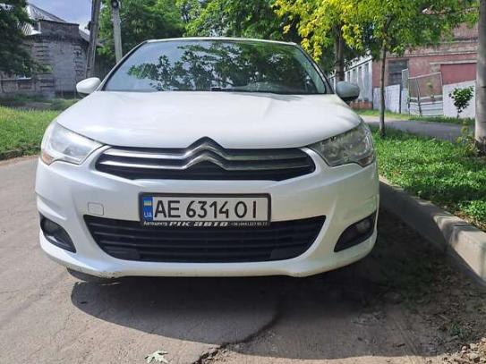 Citroen C4                              2012г. в рассрочку