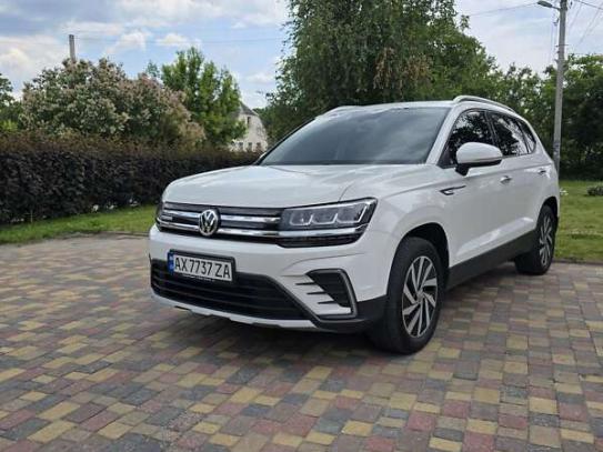 Volkswagen E-tharu
                         2020г. в рассрочку