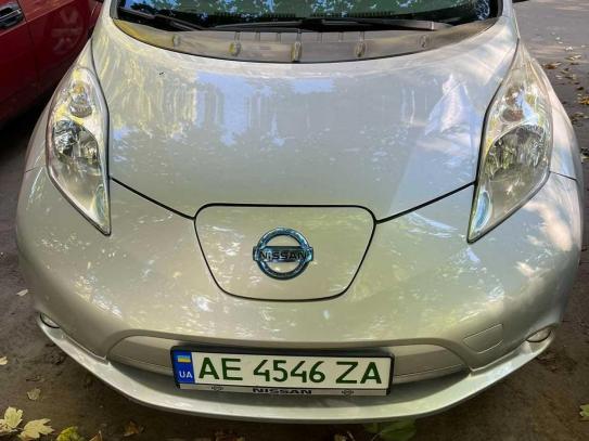 Nissan Leaf
                            2013г. в рассрочку