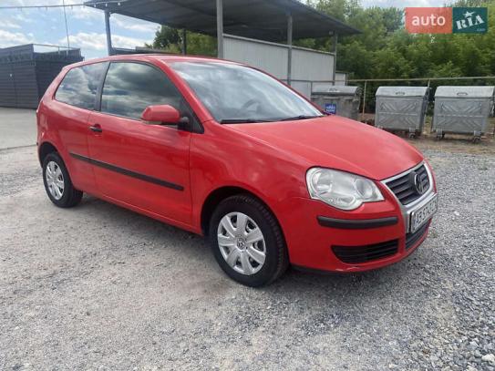 Volkswagen Polo                            2009г. в рассрочку