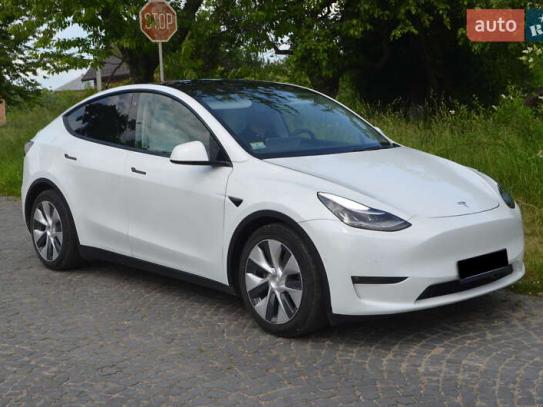 Tesla Model y 2020г. в рассрочку