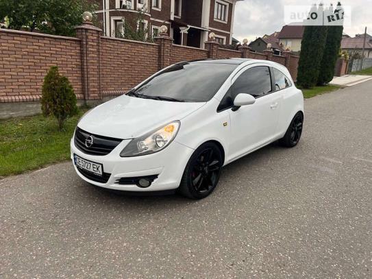 Opel Corsa 2010р. у розстрочку