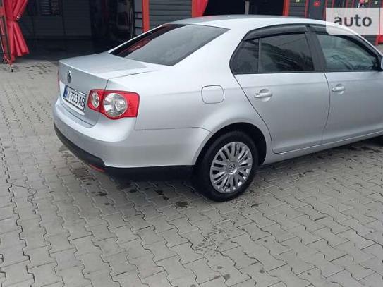 Volkswagen Jetta 2006р. у розстрочку