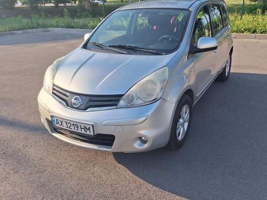 Nissan Note                            2011г. в рассрочку
