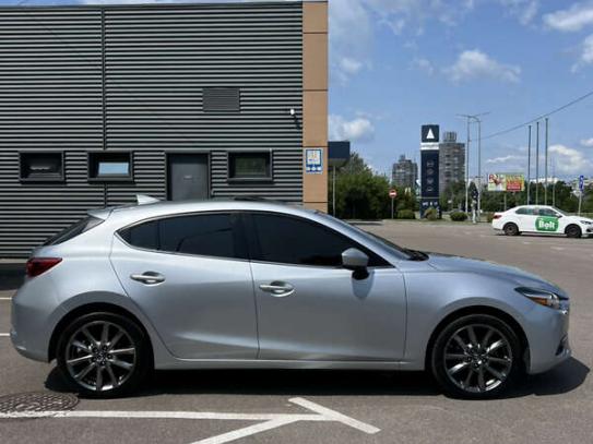 Mazda 3                               2017г. в рассрочку