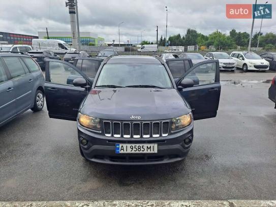 Jeep Compass                         2014г. в рассрочку