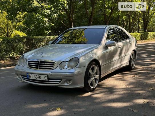 Mercedes-benz C-class 2005г. в рассрочку