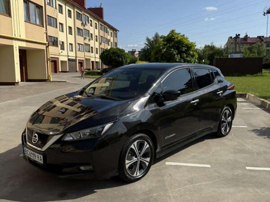 Nissan Leaf
                            2018г. в рассрочку