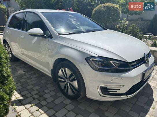 Volkswagen E-golf                          2019г. в рассрочку