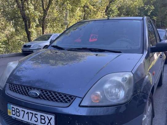 Ford Fiesta
                          2008г. в рассрочку