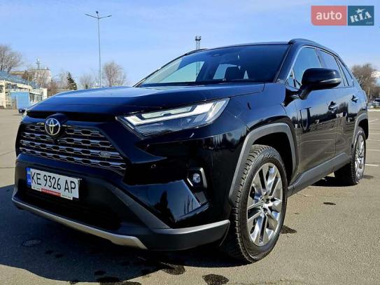 Toyota Rav4
                            2021г. в рассрочку