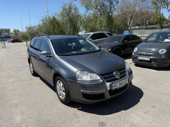 Volkswagen Golf                            2009г. в рассрочку