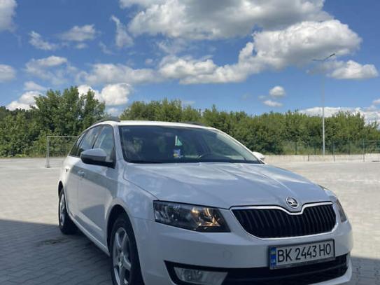 Skoda Octavia                         2016г. в рассрочку